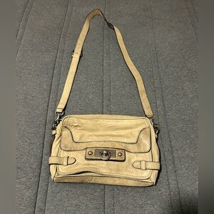 Frye Cameron Clutch Crossbody Shoulder Bag Taupe Leather